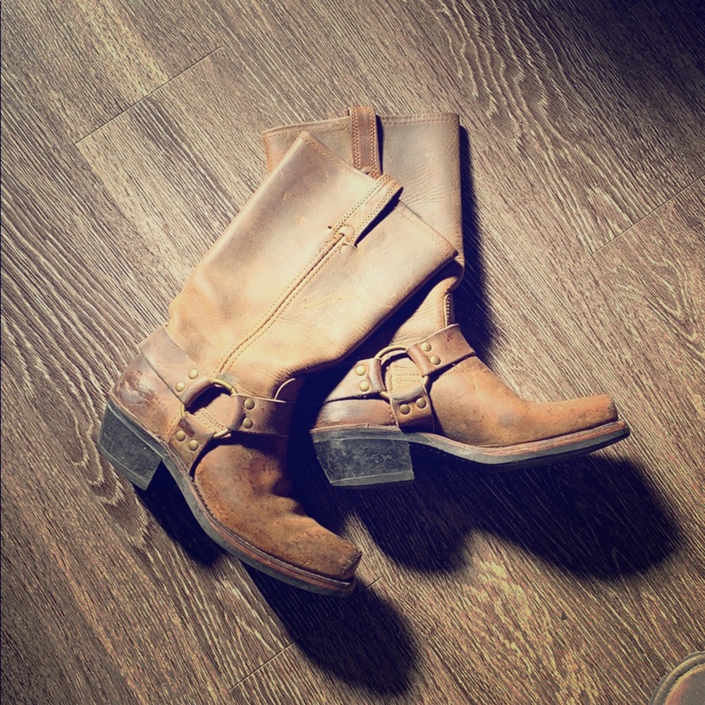 Frye Harness 12R Leather Boots
